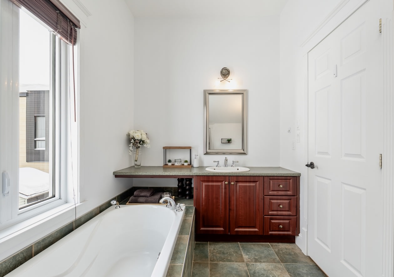Salle de bains — 7 Av. de la Rivière, Fossambault-sur-le-Lac, G3N 0B8, Fossambault-sur-le-Lac