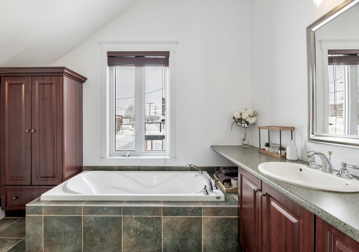 Salle de bains — 7 Av. de la Rivière, Fossambault-sur-le-Lac, G3N 0B8, Fossambault-sur-le-Lac