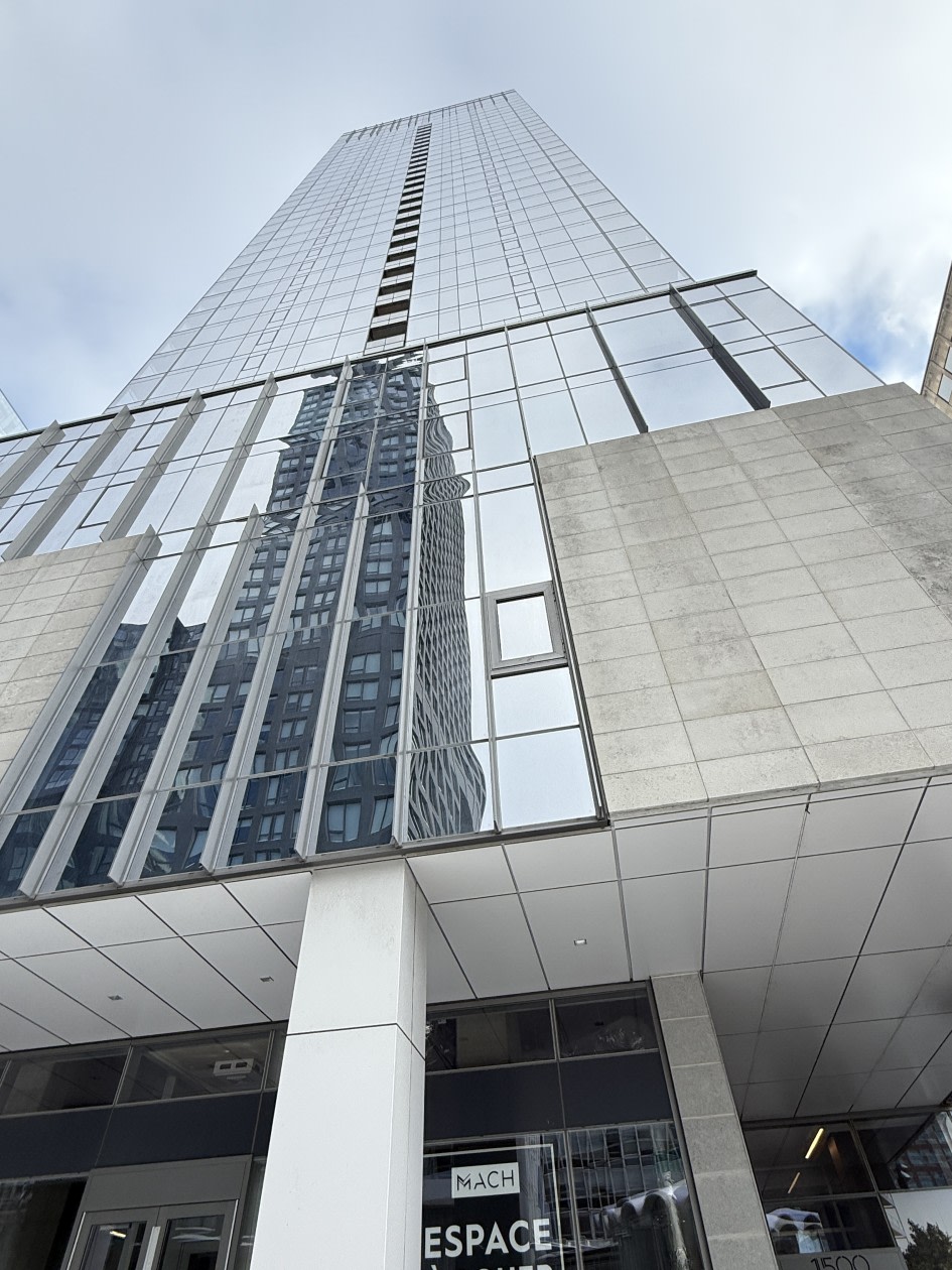 1500 Boul Rene Levesque O — photo 1