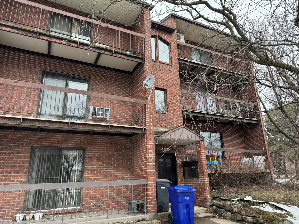 3505 Boul. Perron