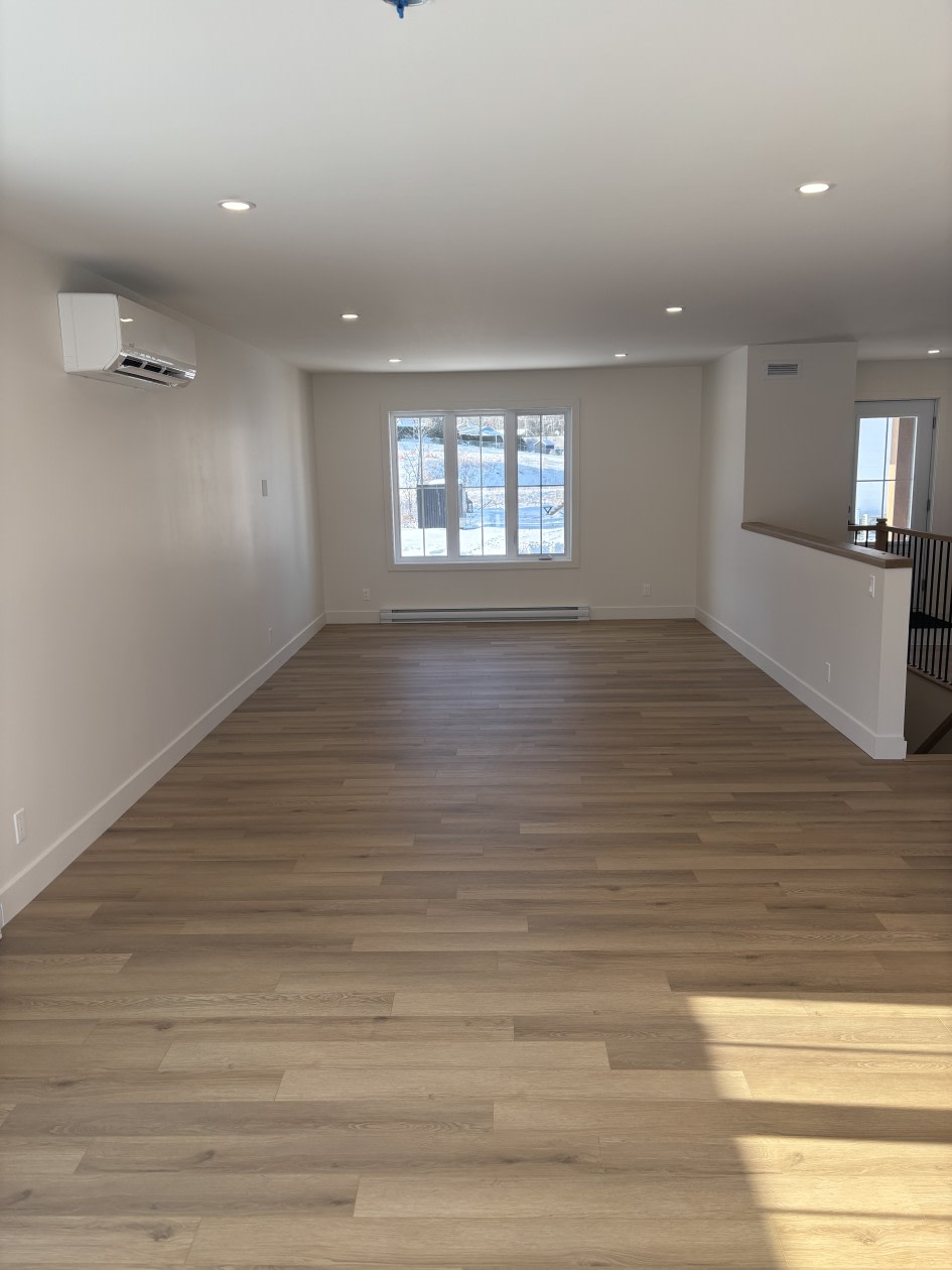Photo 6 — 40 rue Asselin , Clermont, G5A 1B7, Clermont