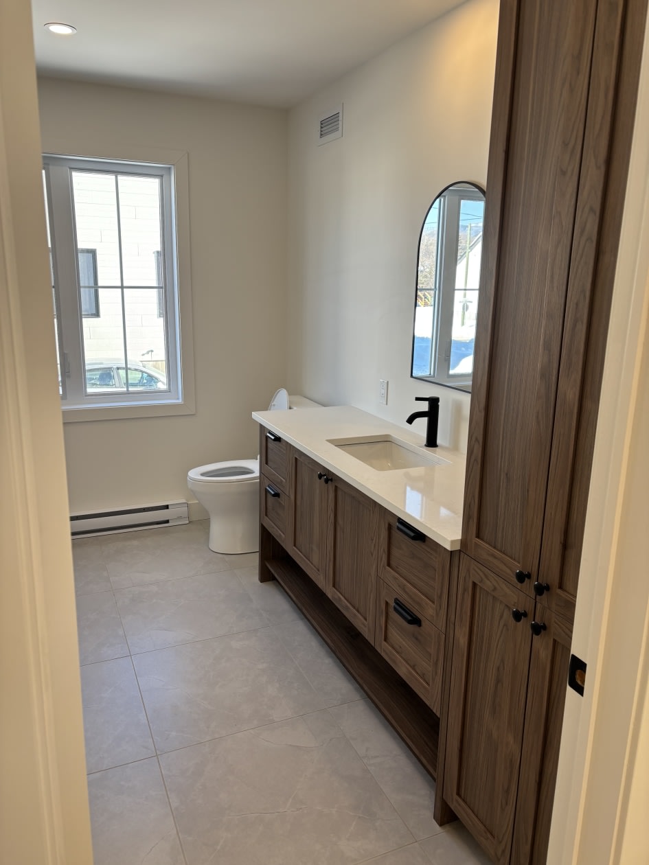 Photo 8 — 40 rue Asselin , Clermont, G5A 1B7, Clermont