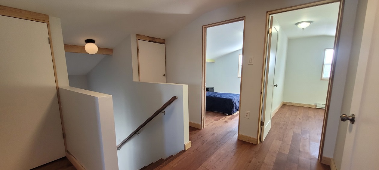 Escalier — 63 Rue Florence, Saint-Joseph-du-Lac, J0N 1M0, Saint-Joseph-du-Lac