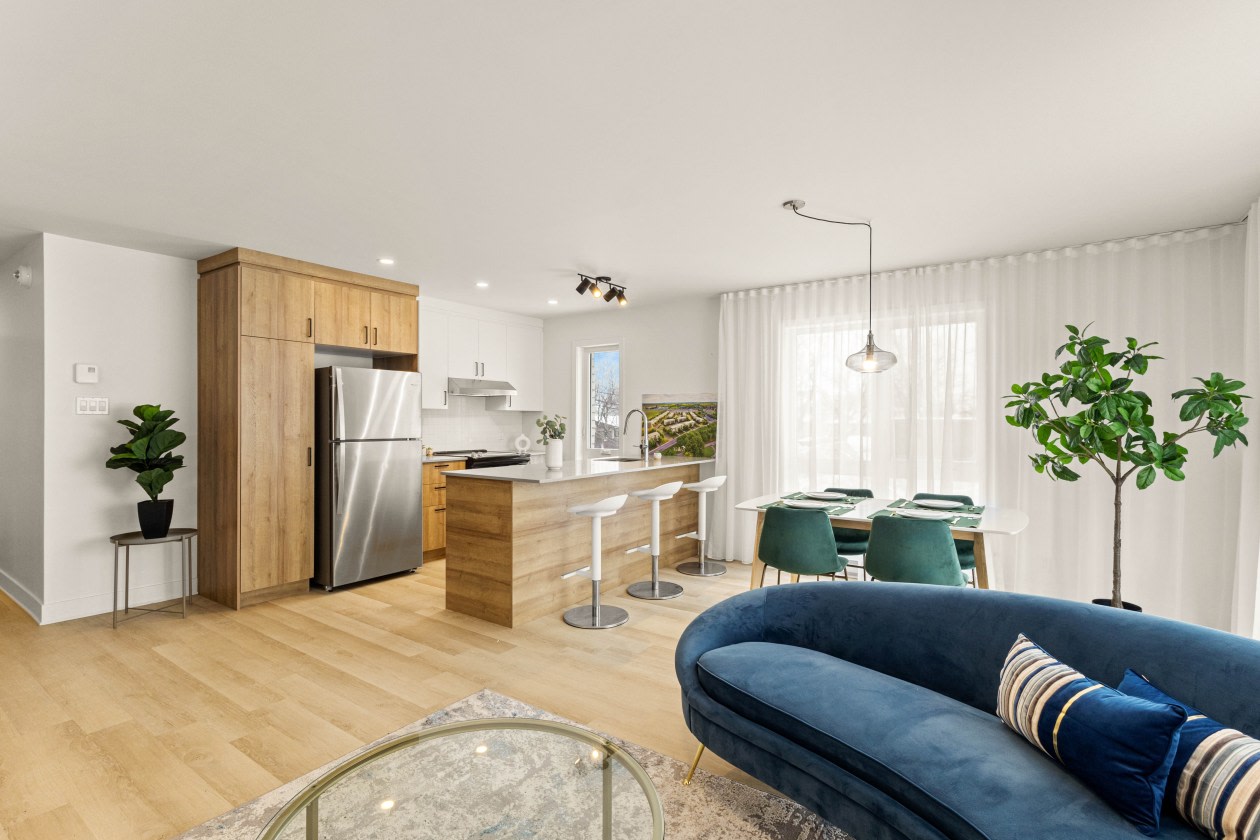 Salle à manger — 52 Rue Rene Vachon, 4, Salaberry-de-Valleyfield, J6S 2L4, Salaberry-de-Valleyfield