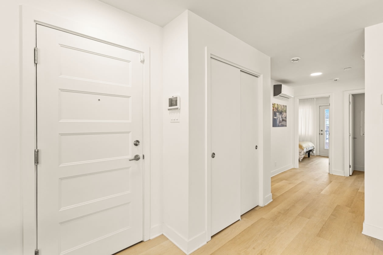 Hall d'entrée — 52 Rue Rene Vachon, 4, Salaberry-de-Valleyfield, J6S 2L4, Salaberry-de-Valleyfield