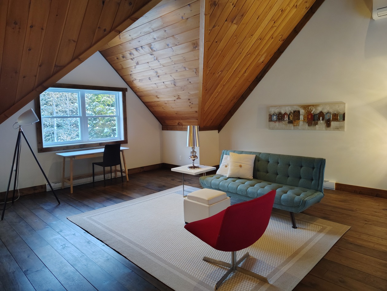 Mezzanine — 6850 Croissant du Sommet , Rawdon, J0K 1S0, Rawdon