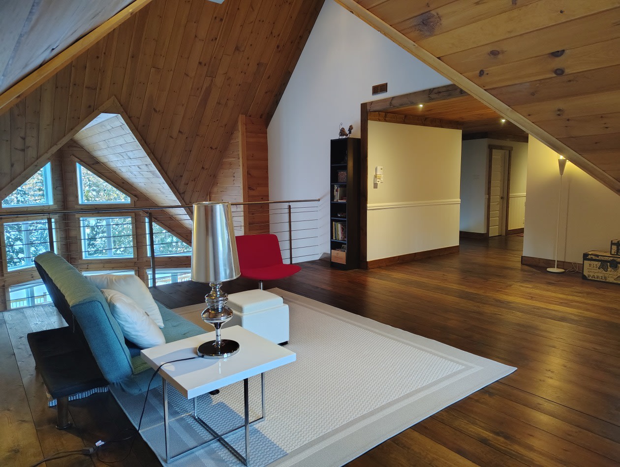 Mezzanine — 6850 Croissant du Sommet , Rawdon, J0K 1S0, Rawdon