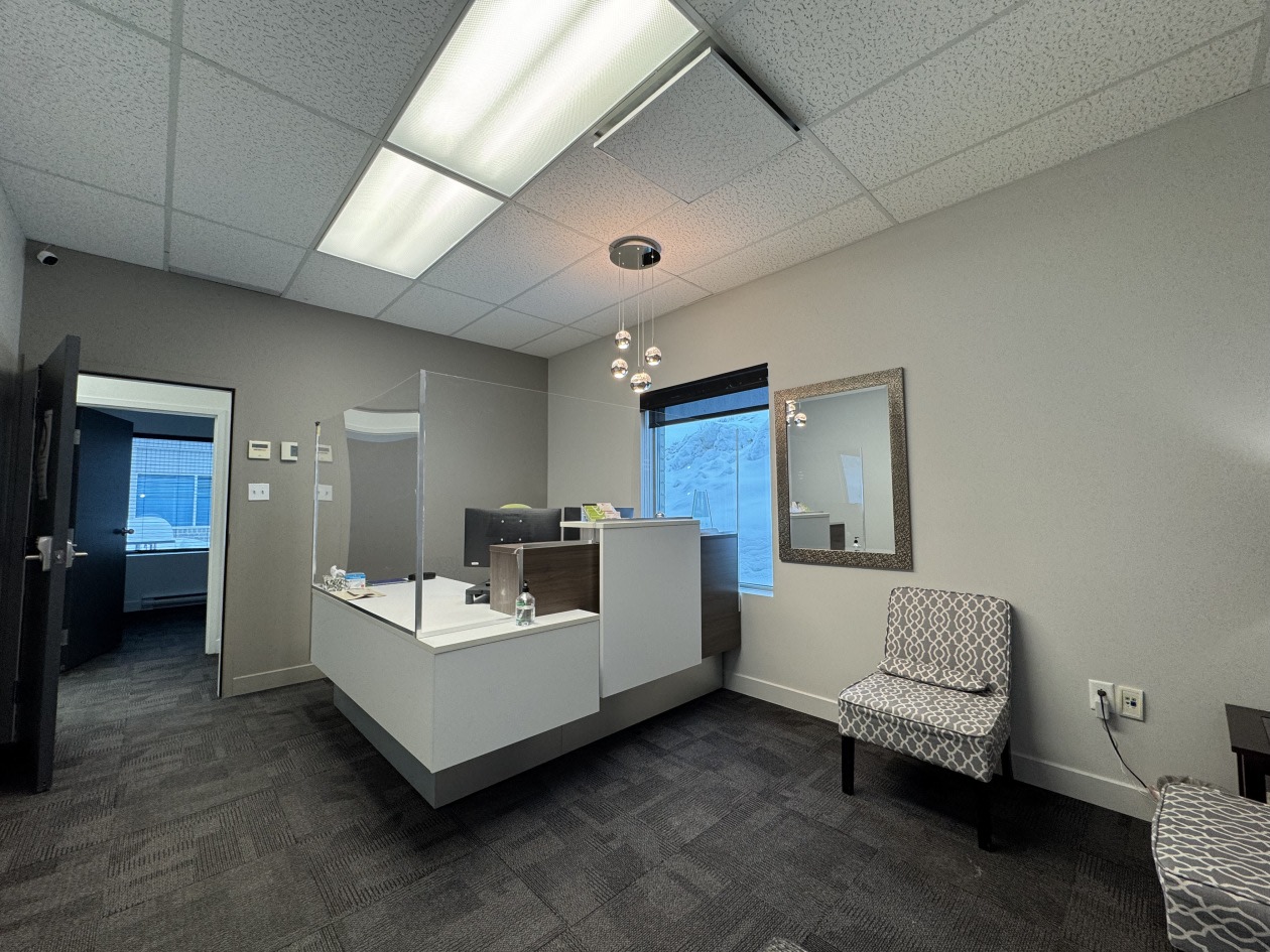 Salle de réception — 3430 Rue Galt O., Sherbrooke, J1H 0A5, Sherbrooke