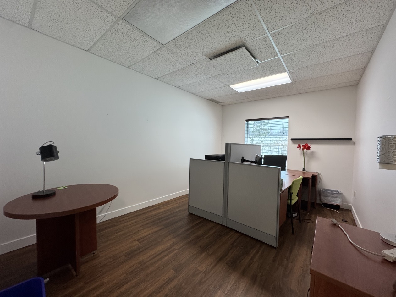 Bureau — 3430 Rue Galt O., Sherbrooke, J1H 0A5, Sherbrooke