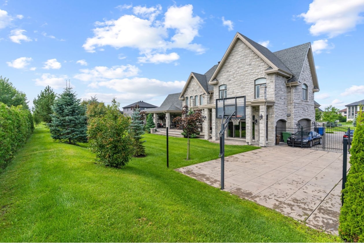 Photo 3 — 7685 Rue de Liverpool, Brossard, J4Y 0J5, Brossard