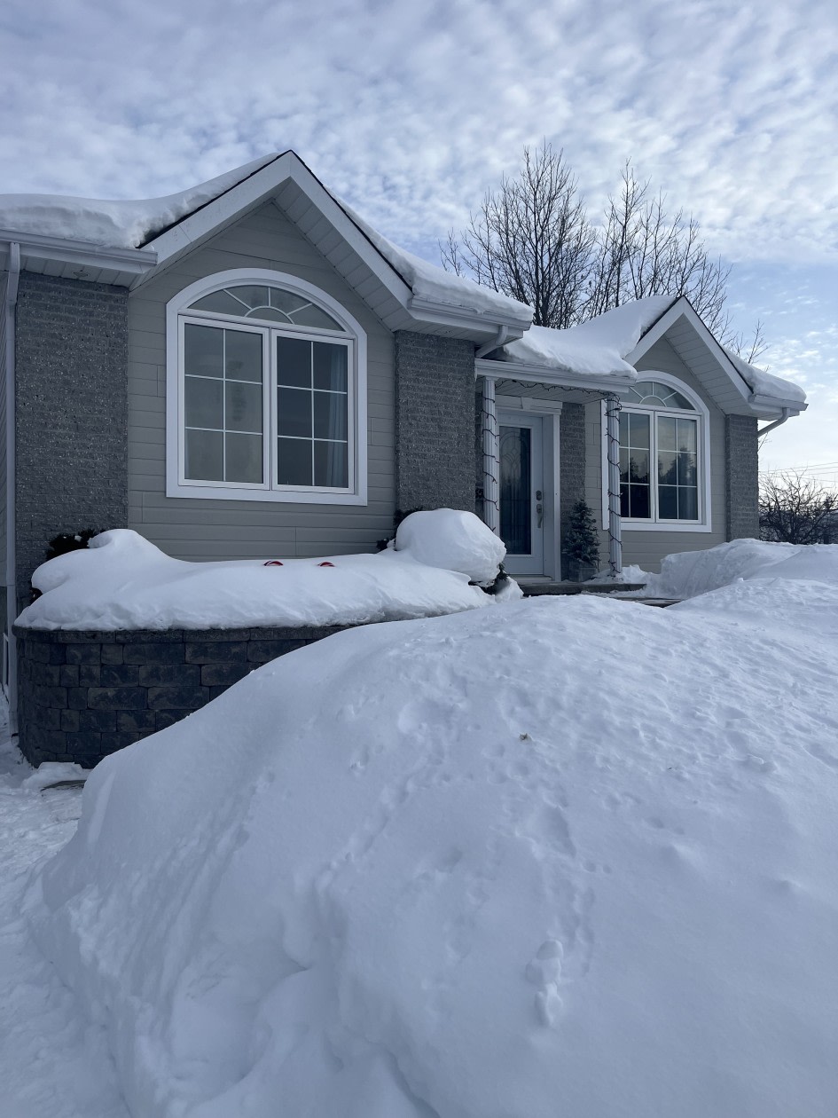560 Place De La Baie-James — photo 1