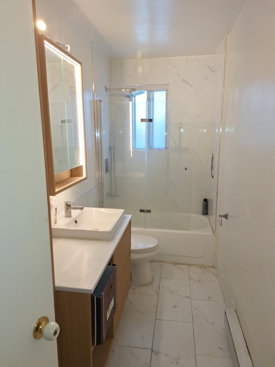 Photo 10 — 1127-1129 Blvd. du Curé-Labelle, Blainville, J7C 2N1, Blainville