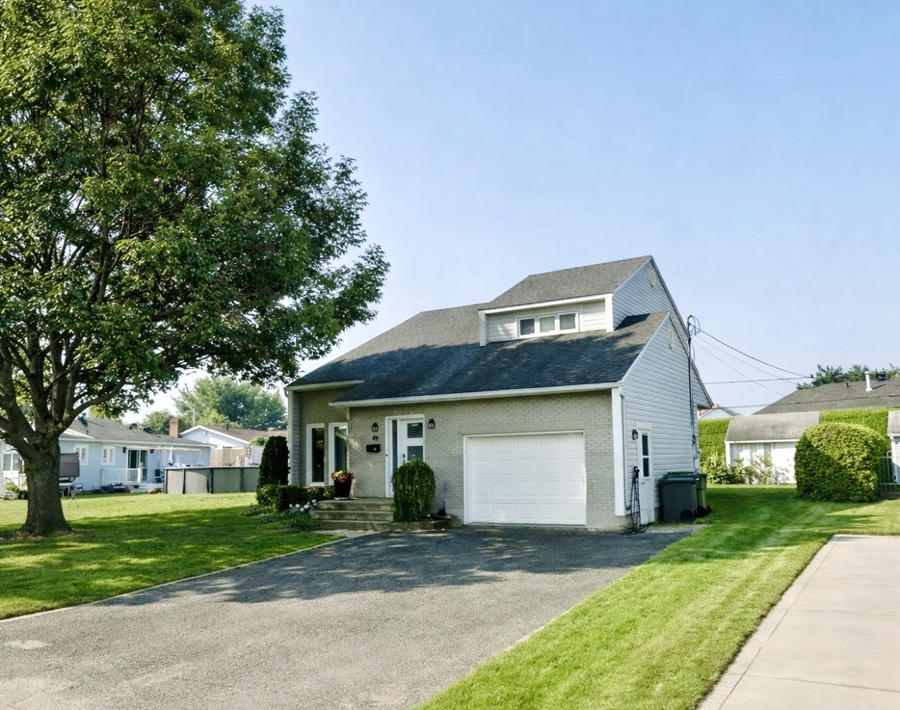 49 Rue Vallières — photo 1