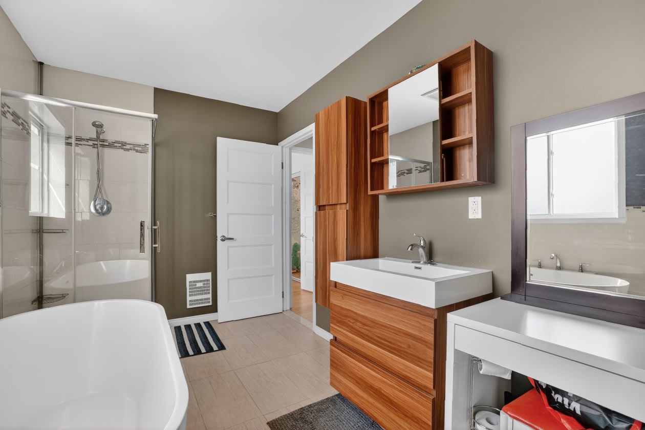 Photo 13 — 184 Rue Montcalm, Longueuil, J4J 2K6, Longueuil