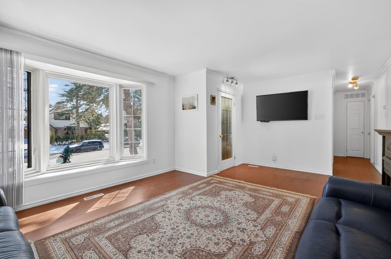 Photo 4 — 33 Rue de Domrémy, Lorraine, J6Z 2Y7, Lorraine