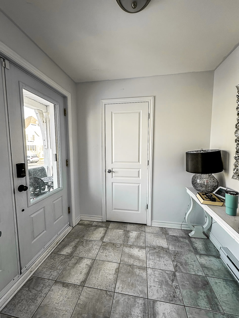 Hall d'entrée — 3515 Rue Des Fadets, Saint-Hubert, J3Y 0H2, Saint-Hubert