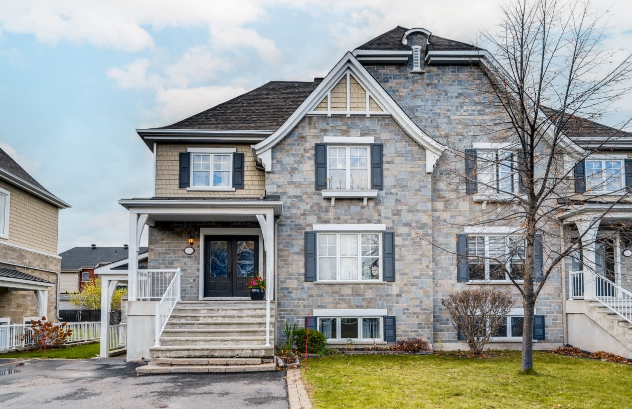 3515 Rue Des Fadets
