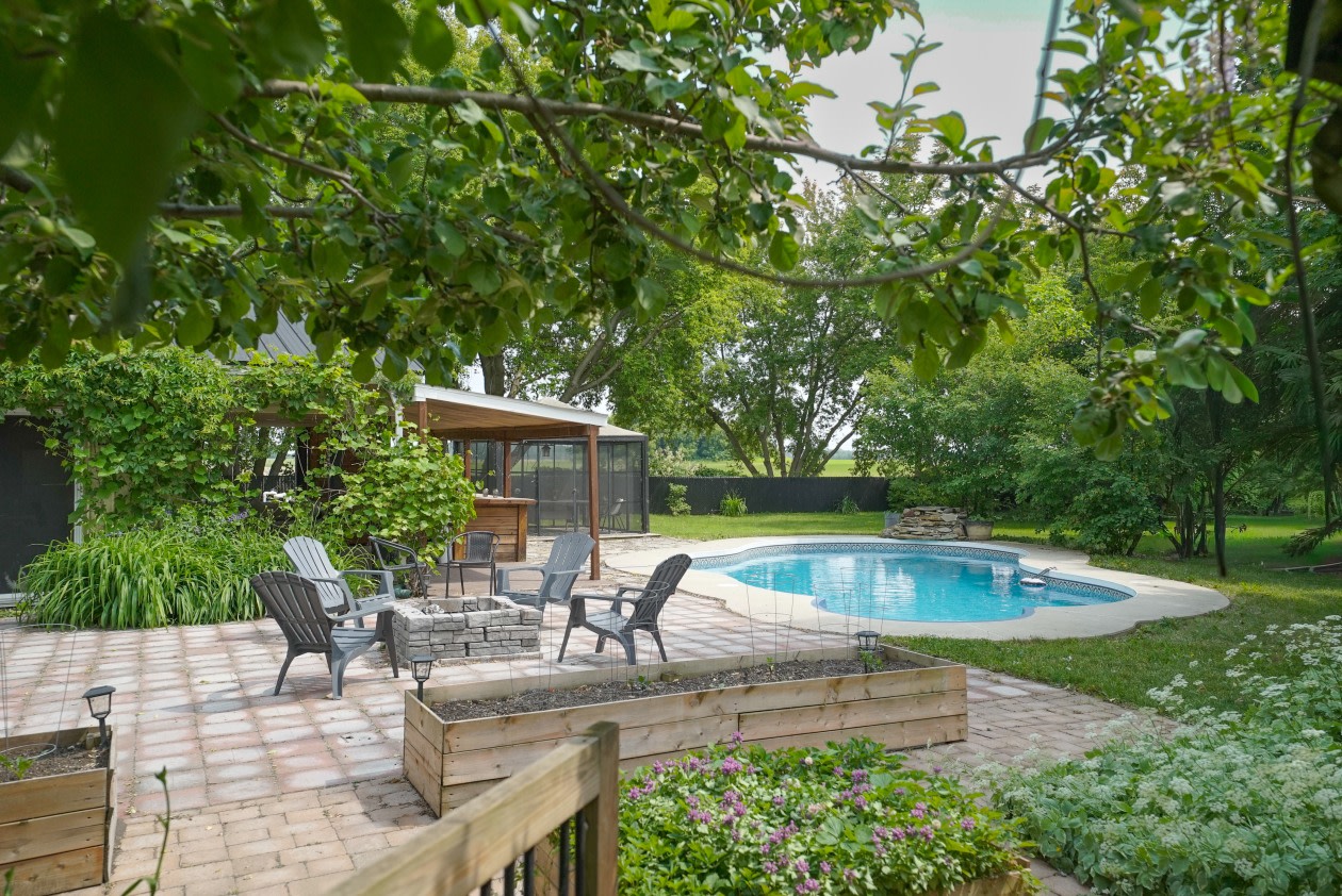 Terrasse — 423 Route Édouard-VII, Saint-Jacques-le-Mineur, J0J 1Z0, Saint-Jacques-le-Mineur