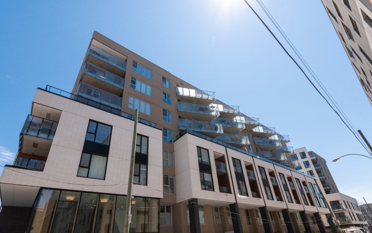 350 Rue Eleanor — photo 1