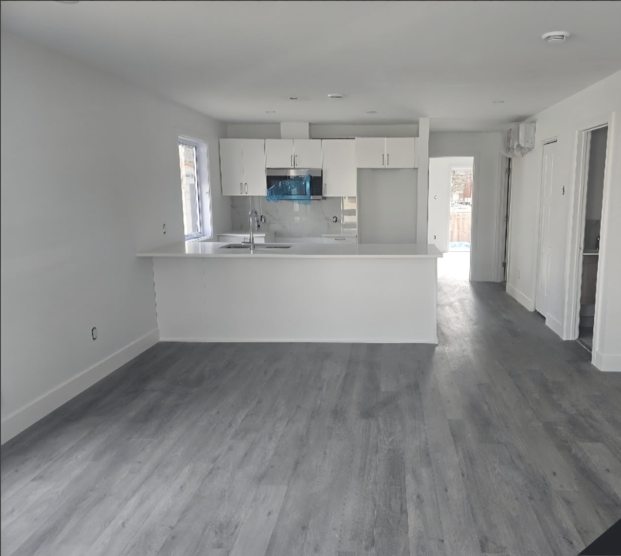 Photo 2 — 620G 79e Avenue, Laval, H7V 3H9, Laval