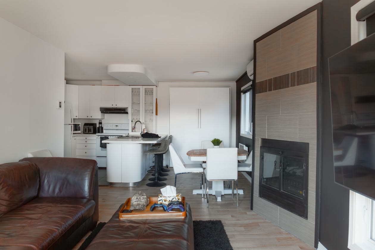 Salon — 50A Rue de Boucherville, 202, Trois-Rivières, G8W 1L2, Trois-Rivières
