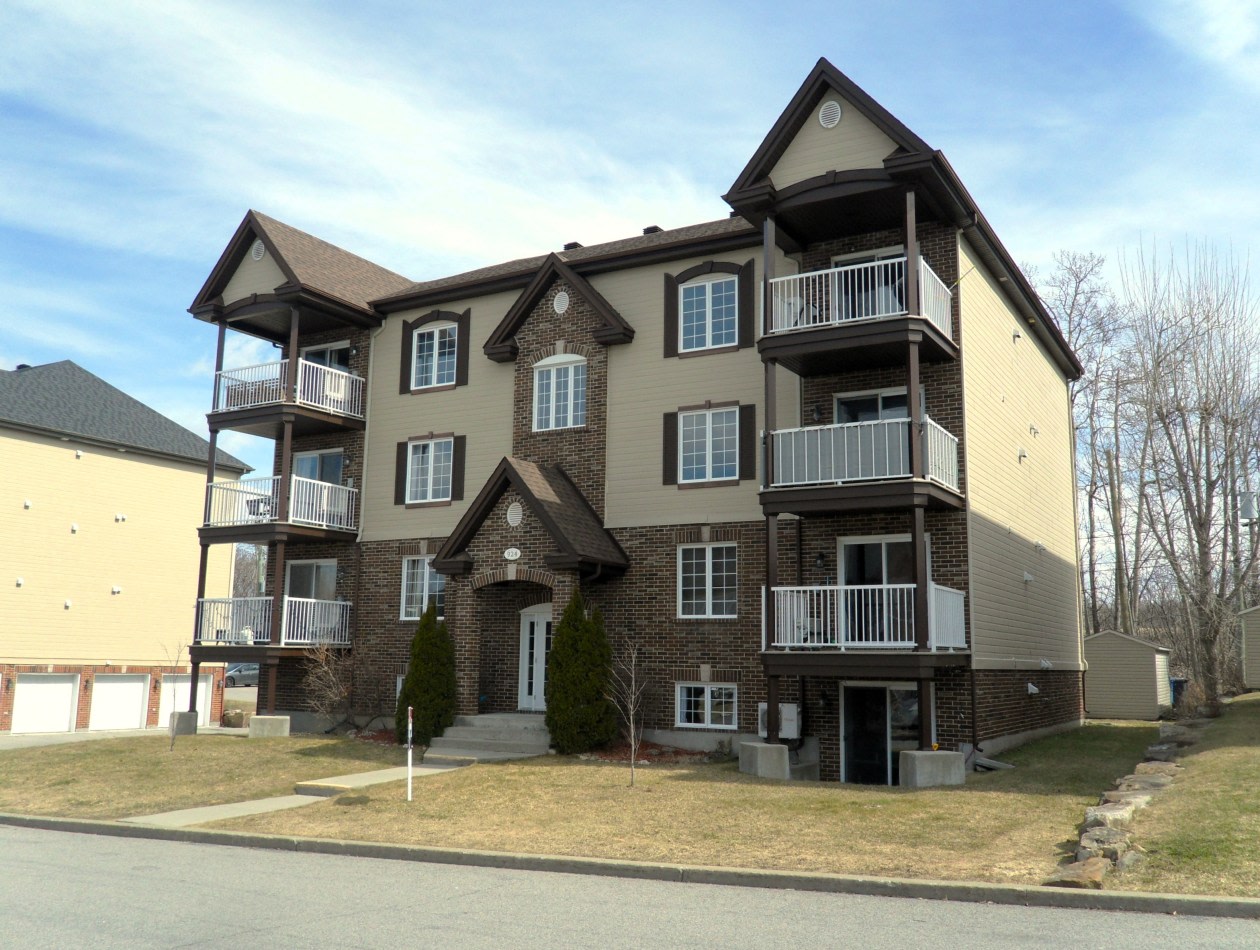 924 Rue de la Vallée