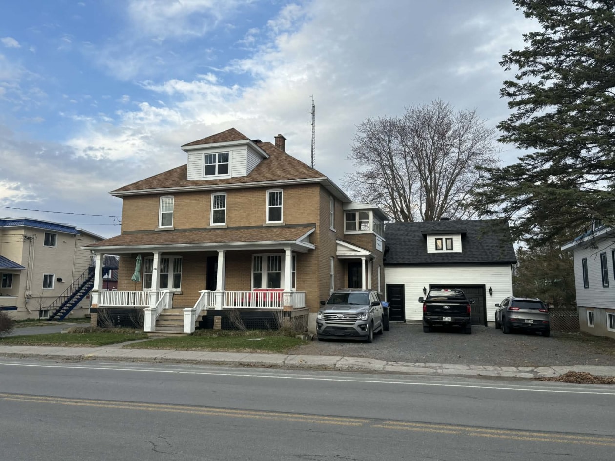 28 Rue de l'Église N. — photo 1