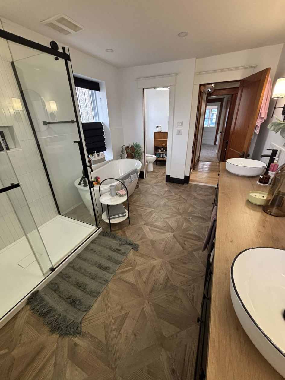 Salle de bains — 28 Rue de l'Église N., Lacolle, J0J 1J0, Lacolle