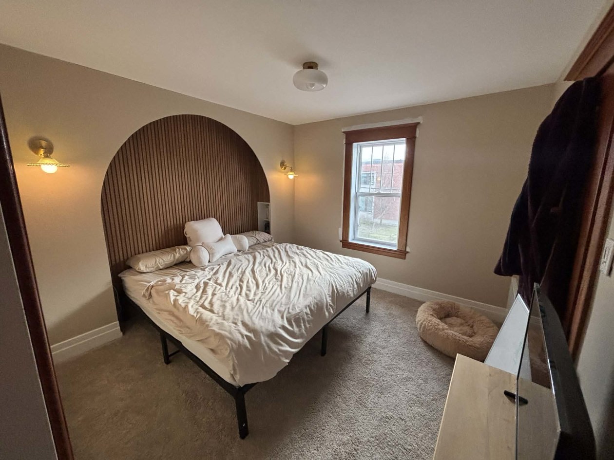 Chambre à coucher principale — 28 Rue de l'Église N., Lacolle, J0J 1J0, Lacolle