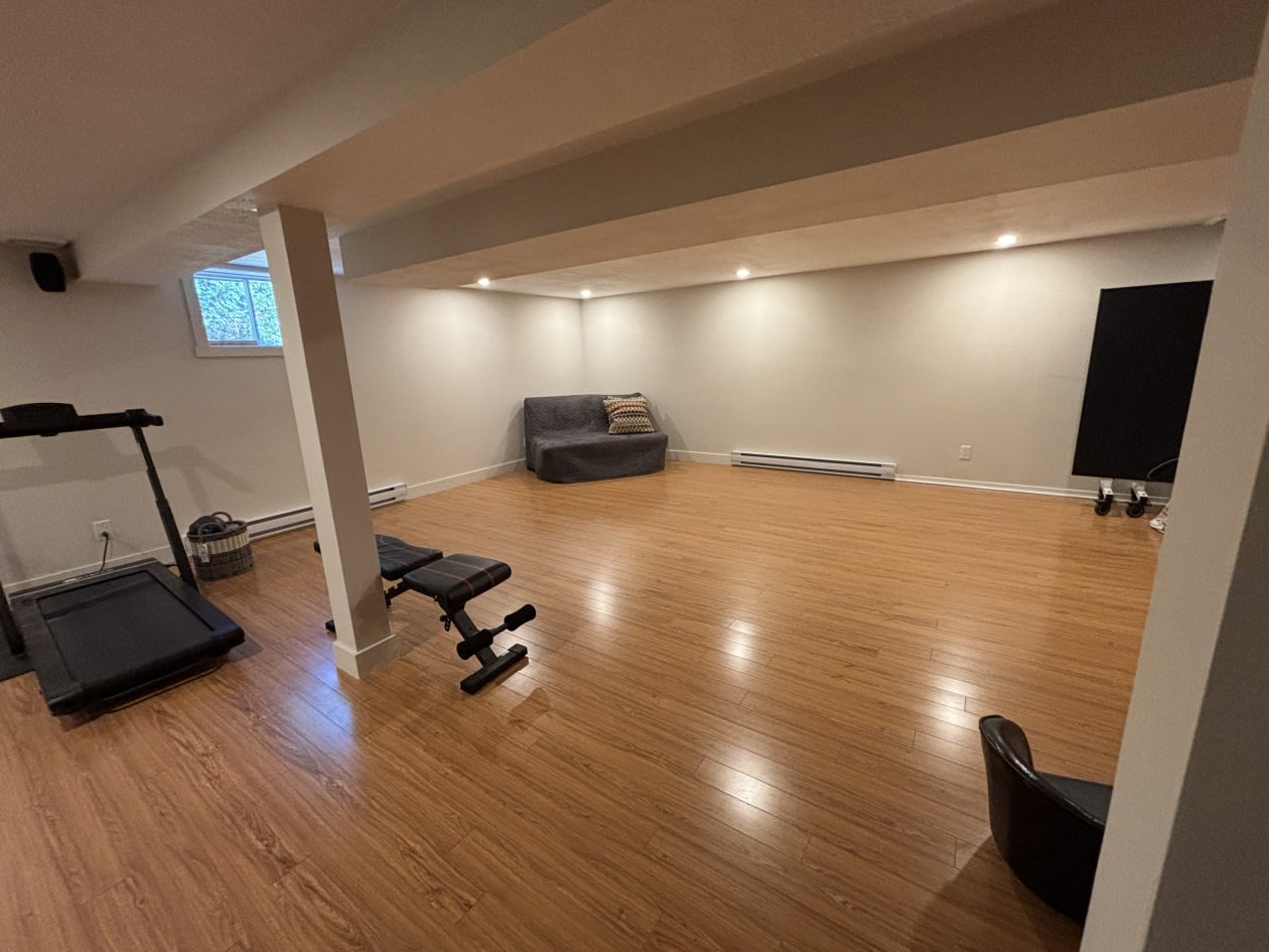 Salle de jeux — 429 Rue Madeleine, Saint-Jérôme, J7Z 3S1, Saint-Jérôme