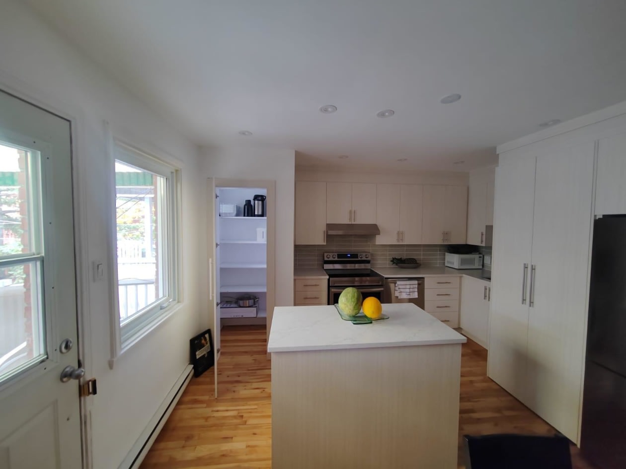 4577 Av. Charlemagne — photo 3