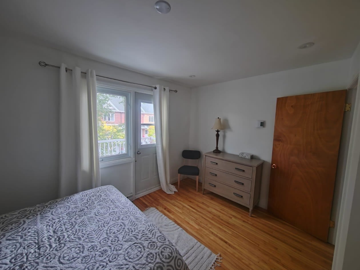 Photo 5 — 4577 Av. Charlemagne, Montréal, H1X 2H3, Montréal