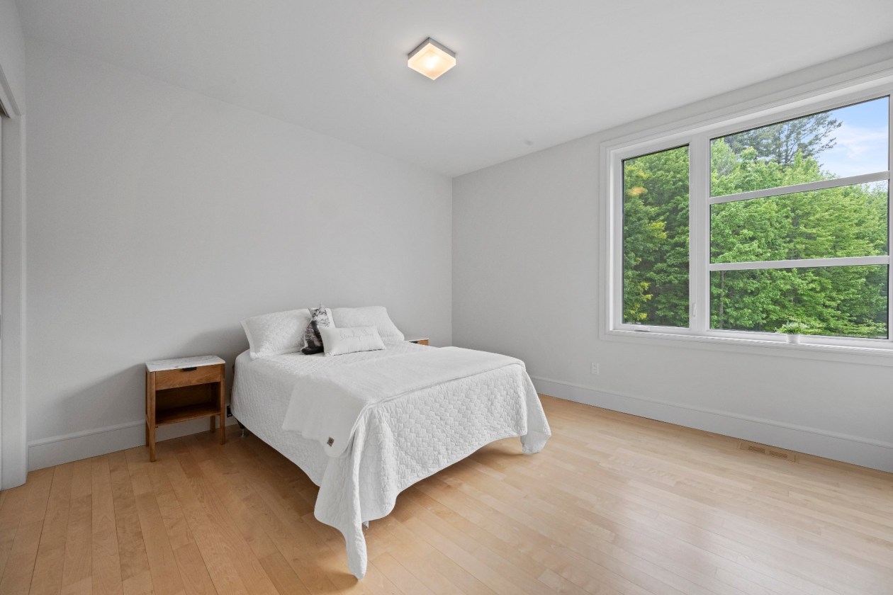 Chambre à coucher — 210, Ch. de la Rive-Boisée, Saint-Ignace-de-Loyola, J0K2P0, Saint-Ignace-de-Loyola