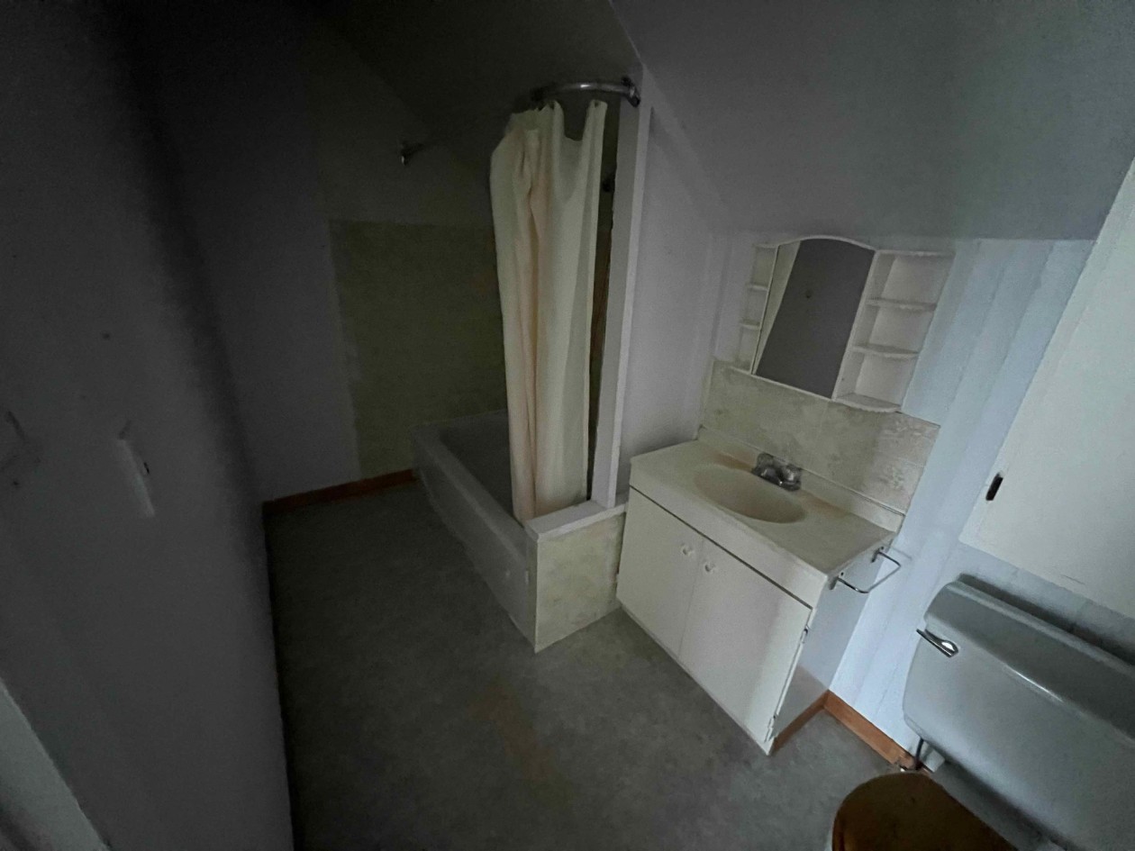 Salle de bains — 6, Av. Lebrun, Rimouski, G5L2P8, Rimouski