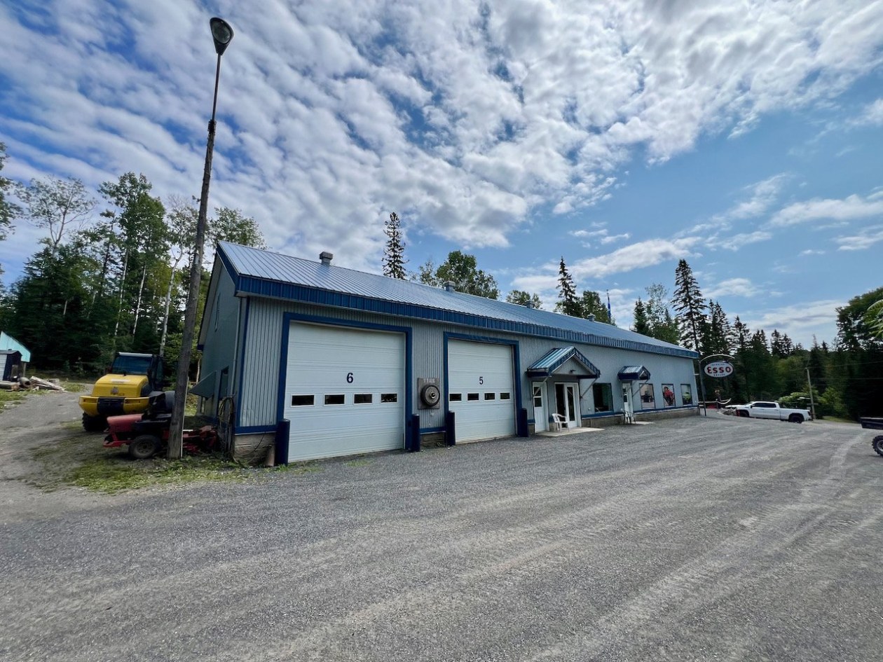 Garage — 110, 1er rang de Massé, Sainte-Angèle-de-Mérici, G0J2H0, Sainte-Angèle-de-Mérici