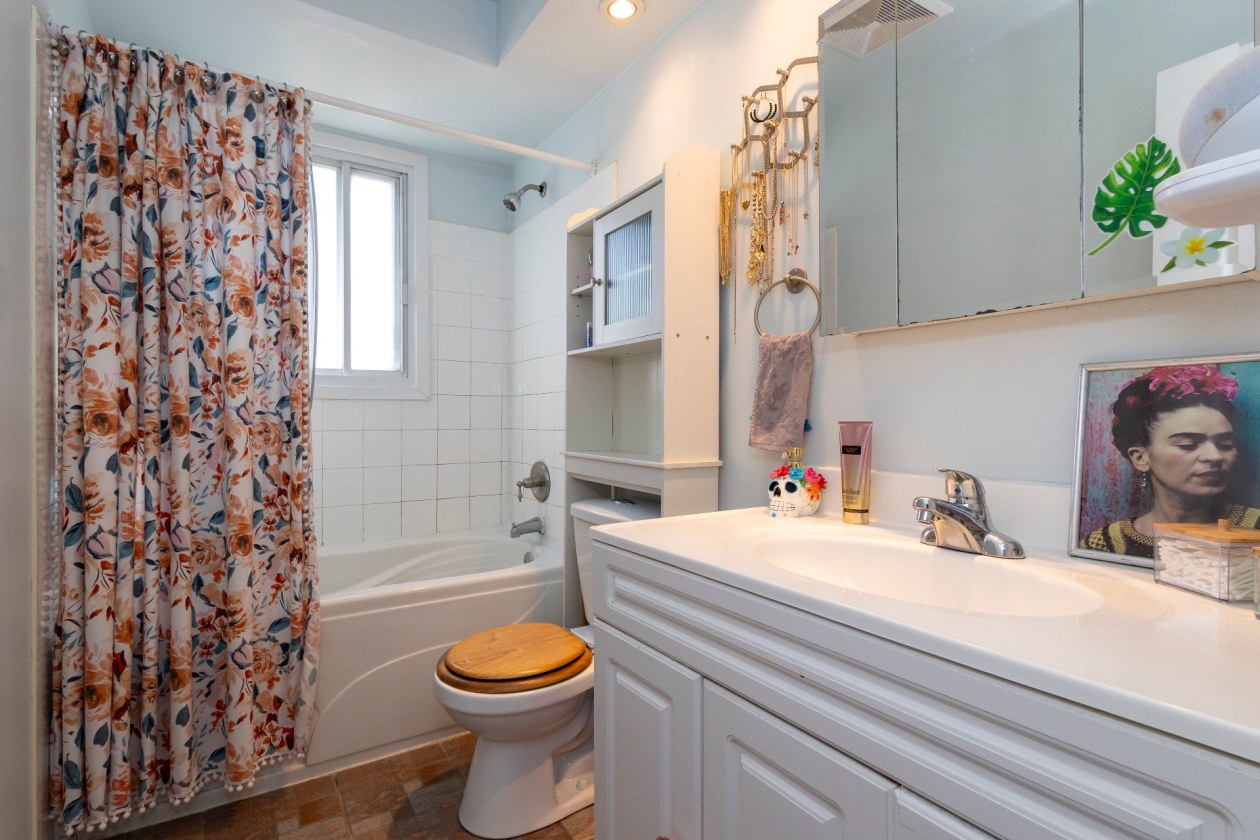 Salle de bains — 261, Rue Albert, Châteauguay, J6K2K5, Châteauguay