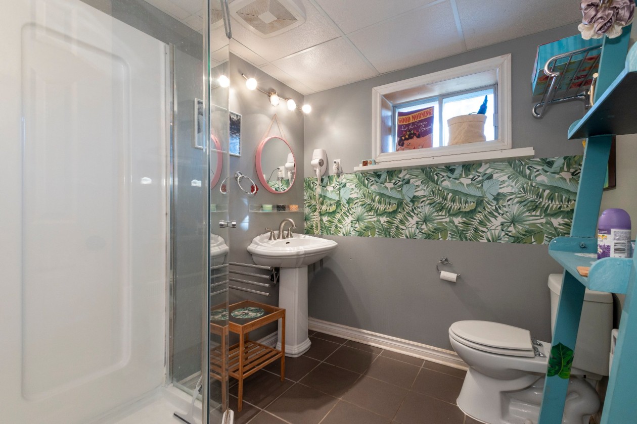Salle de bains — 261, Rue Albert, Châteauguay, J6K2K5, Châteauguay