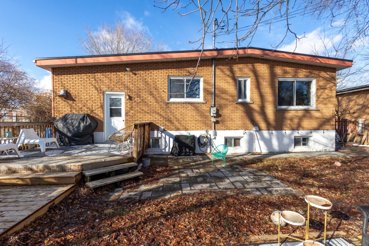 Cour — 261, Rue Albert, Châteauguay, J6K2K5, Châteauguay