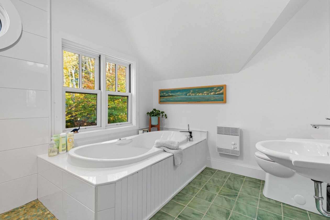 Salle de bains — 1325, Rue Moreau, Prévost, J0R1T0, Prévost