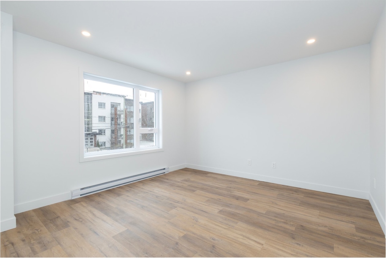 Salon — 116, Rue Principale, 202, Châteauguay, J6J3H1, Châteauguay