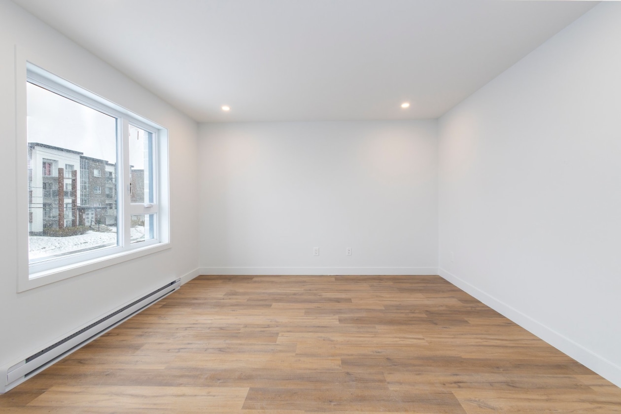 Salon — 116, Rue Principale, 202, Châteauguay, J6J3H1, Châteauguay