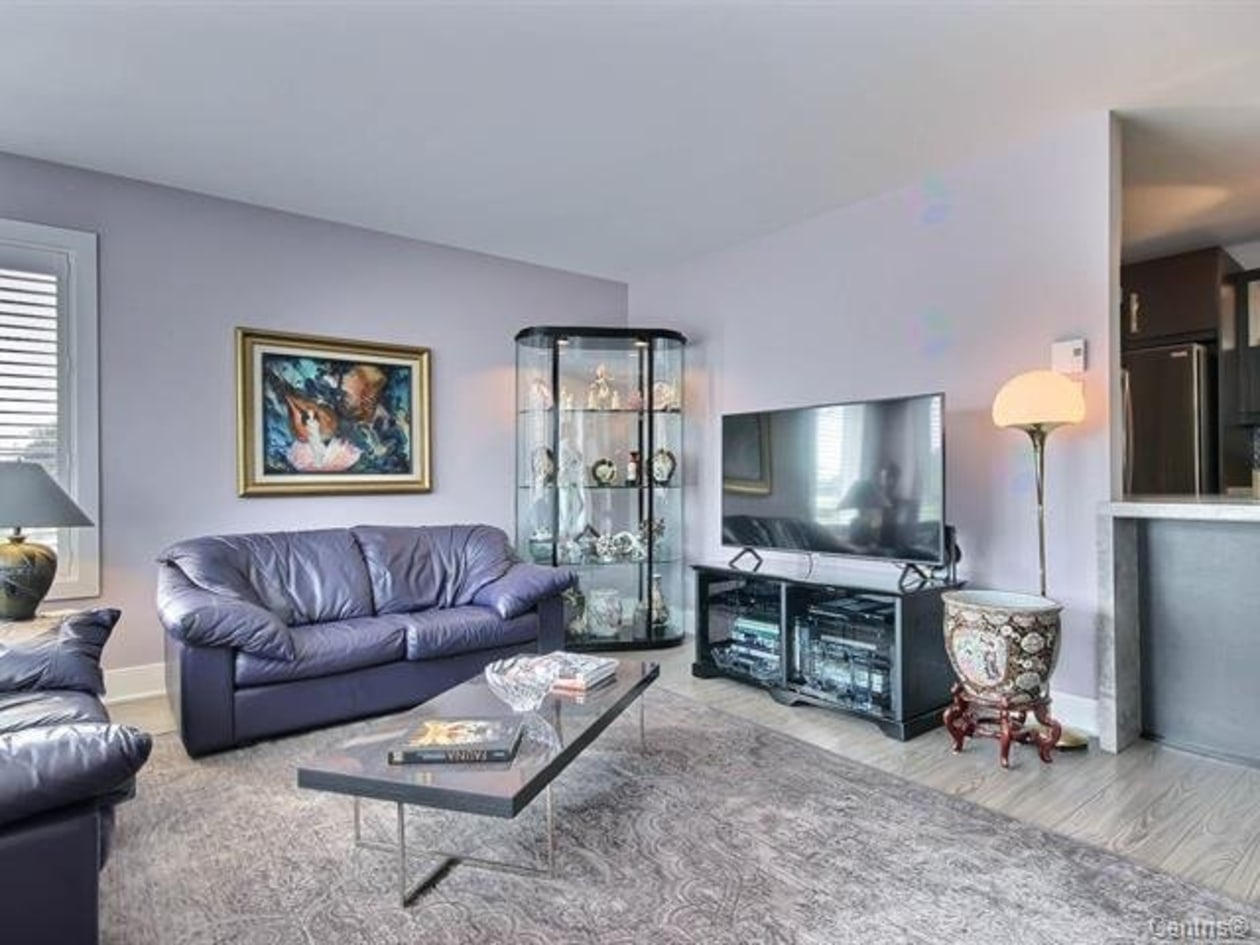 Salon — 135, Rue Principale, 304, Châteauguay, J6K1G2, Châteauguay