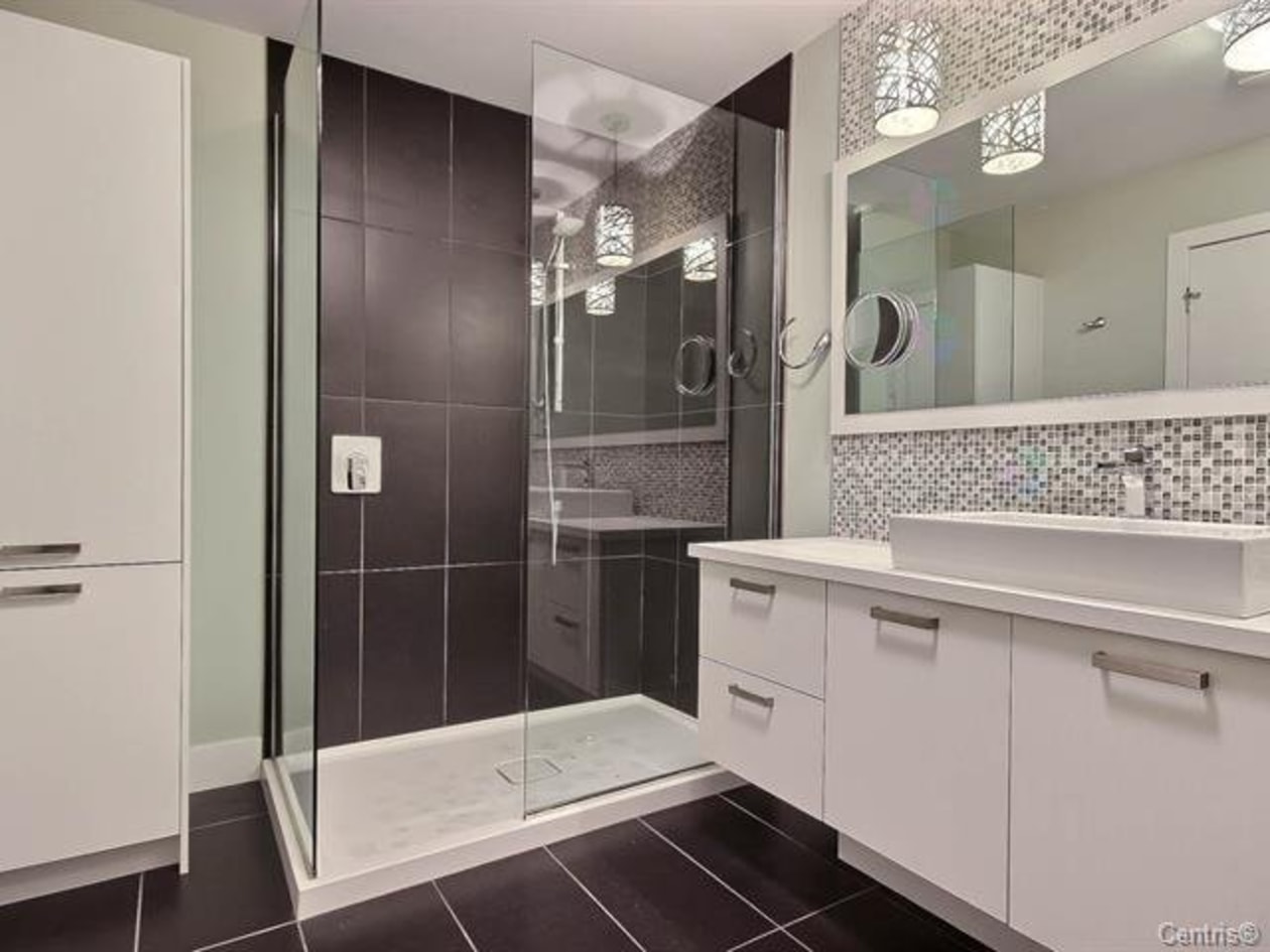 Salle de bains — 135, Rue Principale, 304, Châteauguay, J6K1G2, Châteauguay