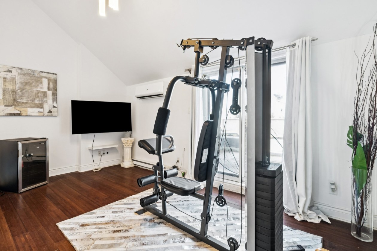 Mezzanine — 712, 2e Avenue, E, Montréal (Lachine), H9S0A3, Montréal (Lachine)