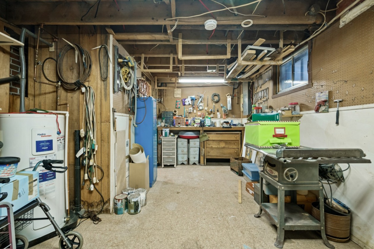 Atelier — 1570 - 1572, Rue De Sève, Montréal (Le Sud-Ouest), H4E2A7, Montréal (Le Sud-Ouest)