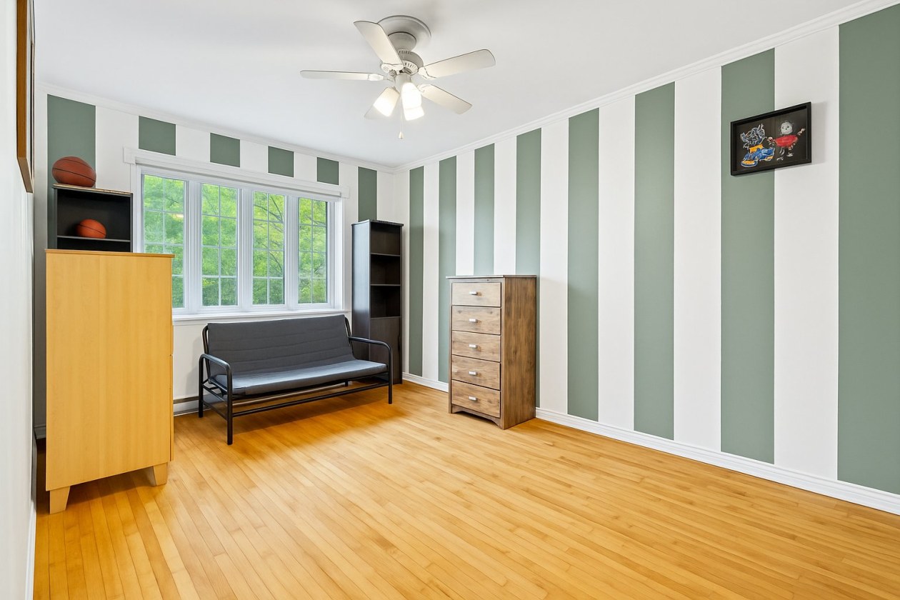 Chambre à coucher — 10927 - 10931, Av. de Rome, Montréal (Montréal-Nord), H1H4P3, Montréal (Montréal-Nord)