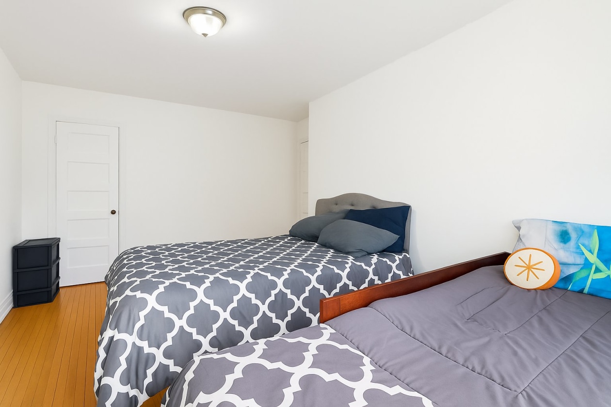 Chambre à coucher principale — 10927 - 10931, Av. de Rome, Montréal (Montréal-Nord), H1H4P3, Montréal (Montréal-Nord)