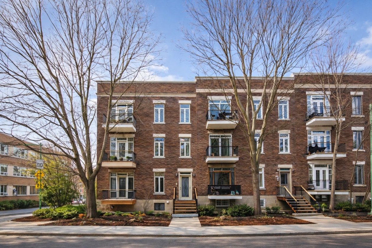 897, Av. Dollard — photo 1