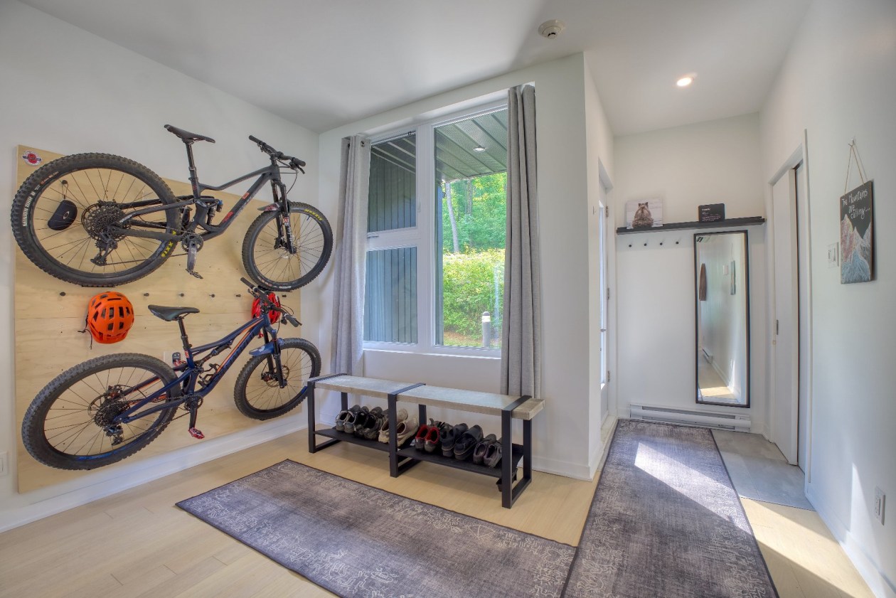 Hall d'entrée — 281, Ch. des Diligences, 102, Bromont, J2L0R2, Bromont