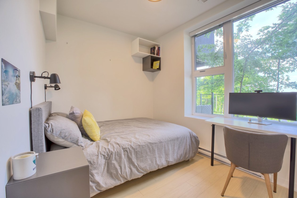 Chambre à coucher — 281, Ch. des Diligences, 102, Bromont, J2L0R2, Bromont